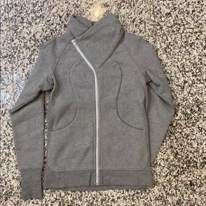 Lululemon gray zip up size 6 mint condition